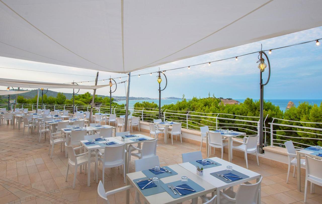 Gattarella Family Resort Puglia - Self Catering Accommodations In The Pinewood Вьесте Экстерьер фото